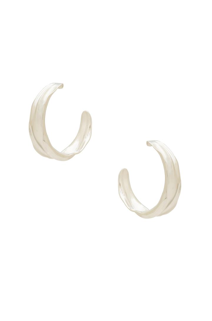 Eloise Hoops
