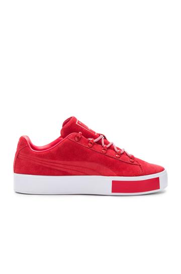 X Dp Court Platform L