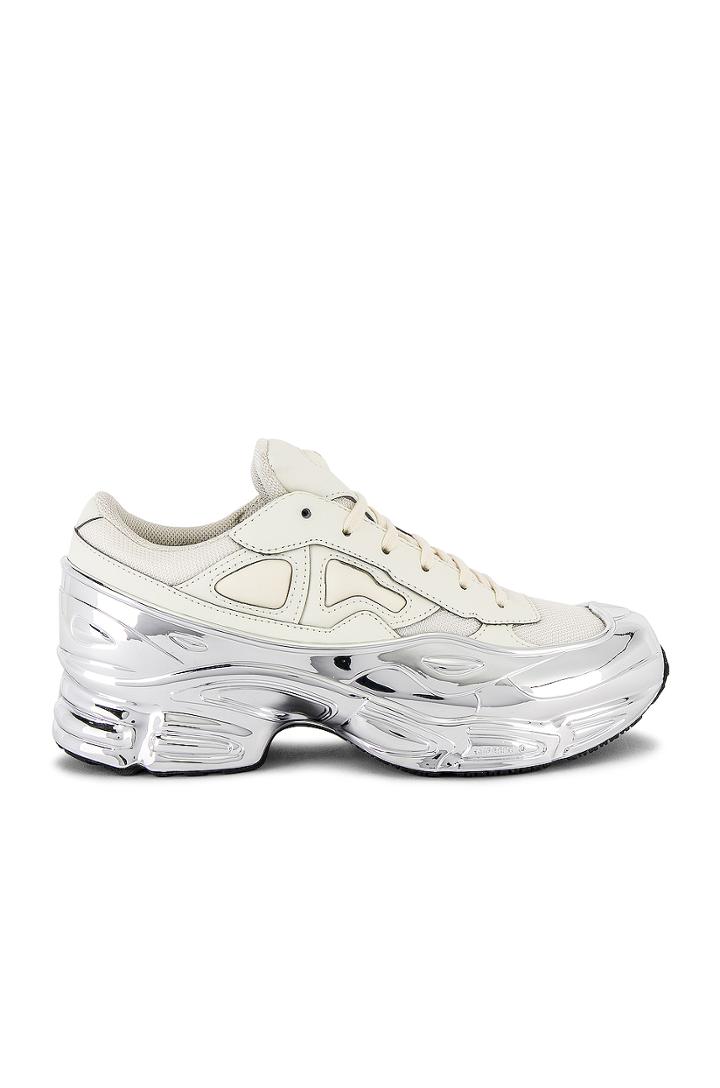 Ozweego Sneaker