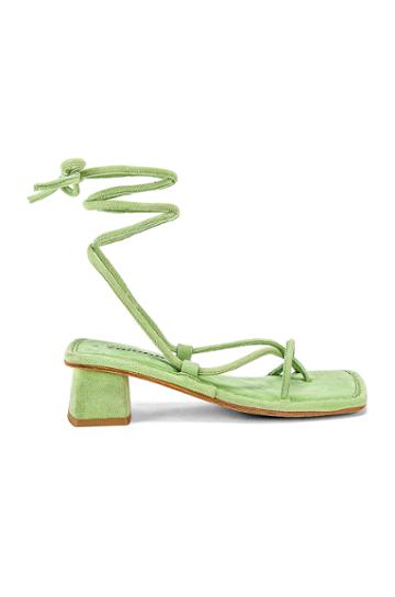 Kaine Sandal