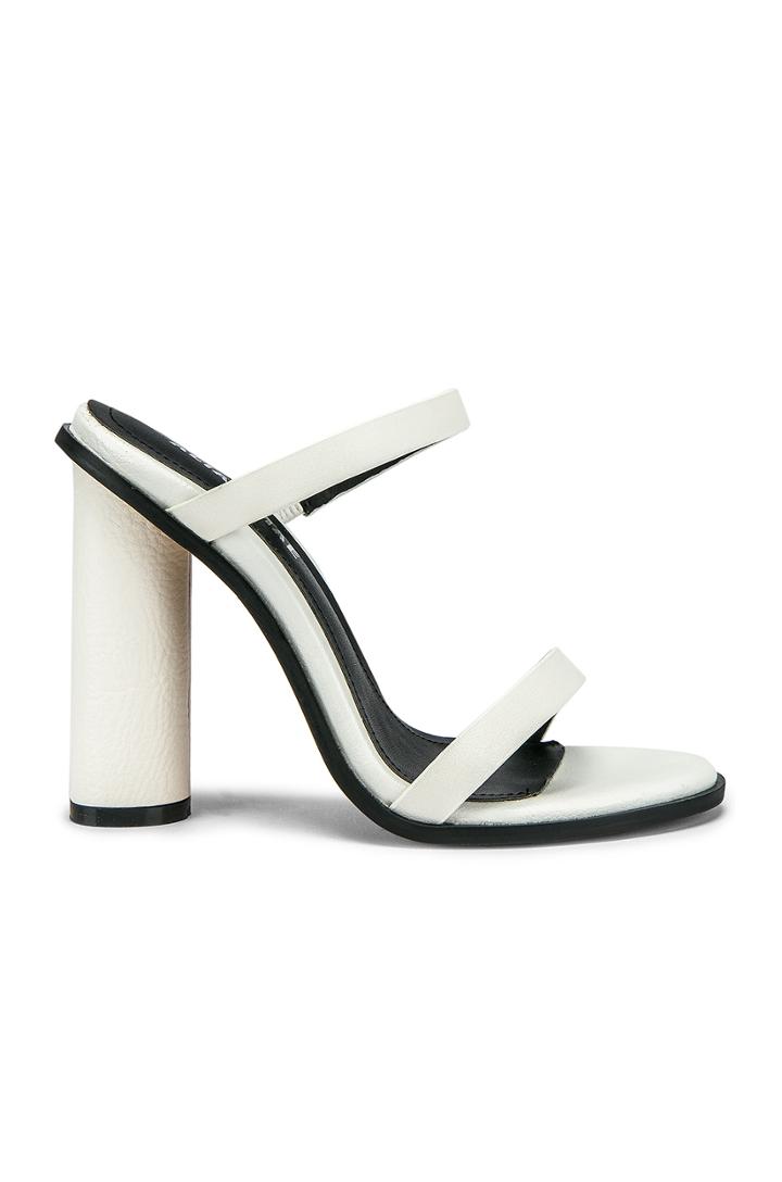 Amina Mule