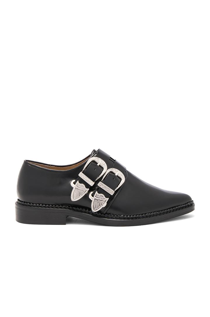 Double Buckle Oxford