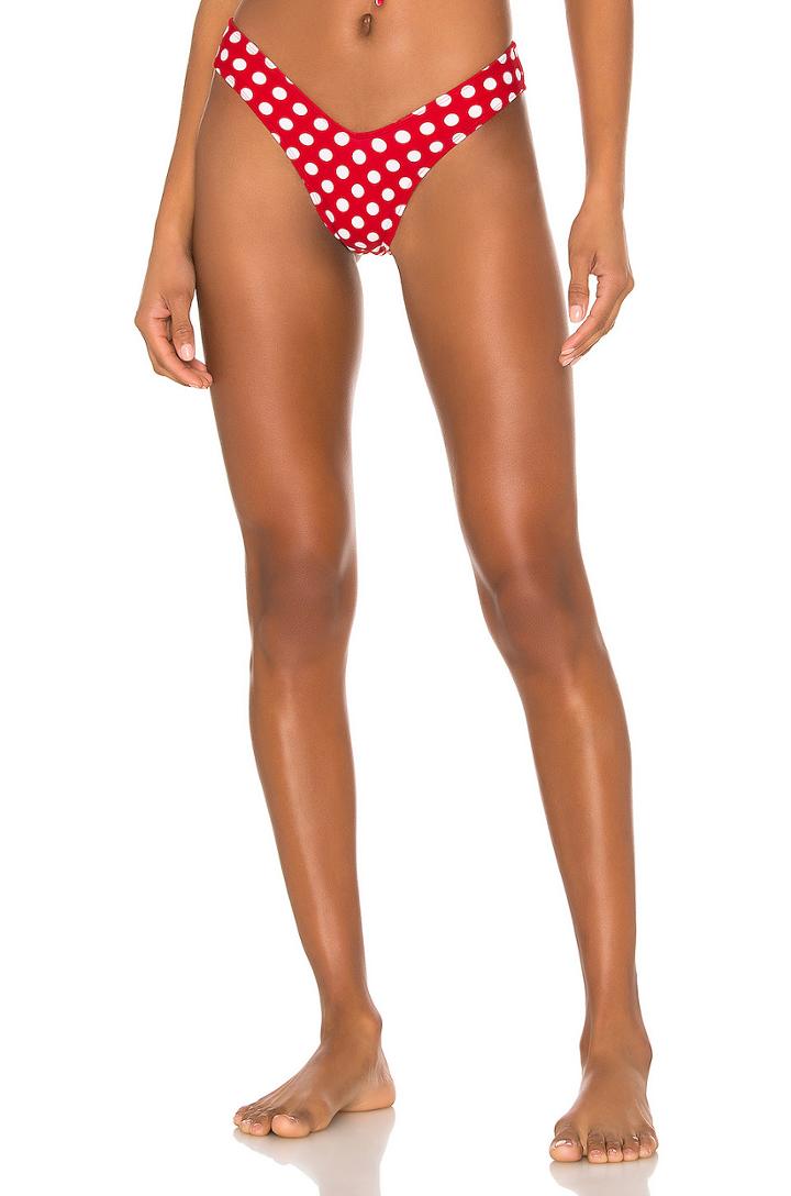 Amelie Bottom
