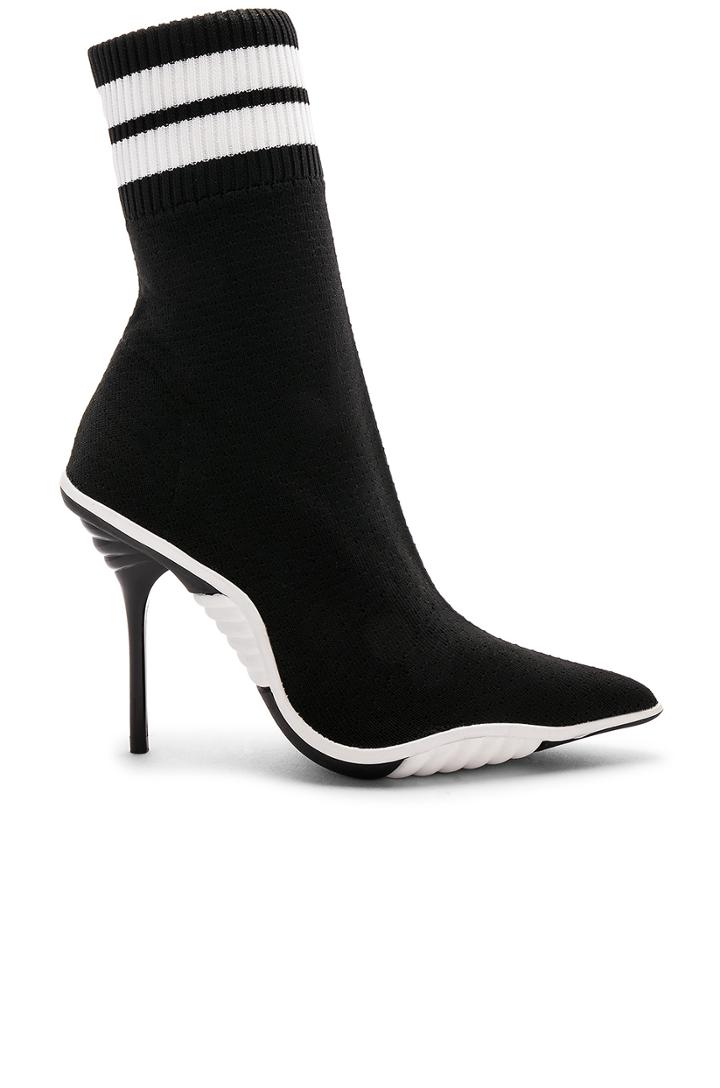 Goal Bootie
