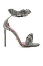 Antoinette Heel
