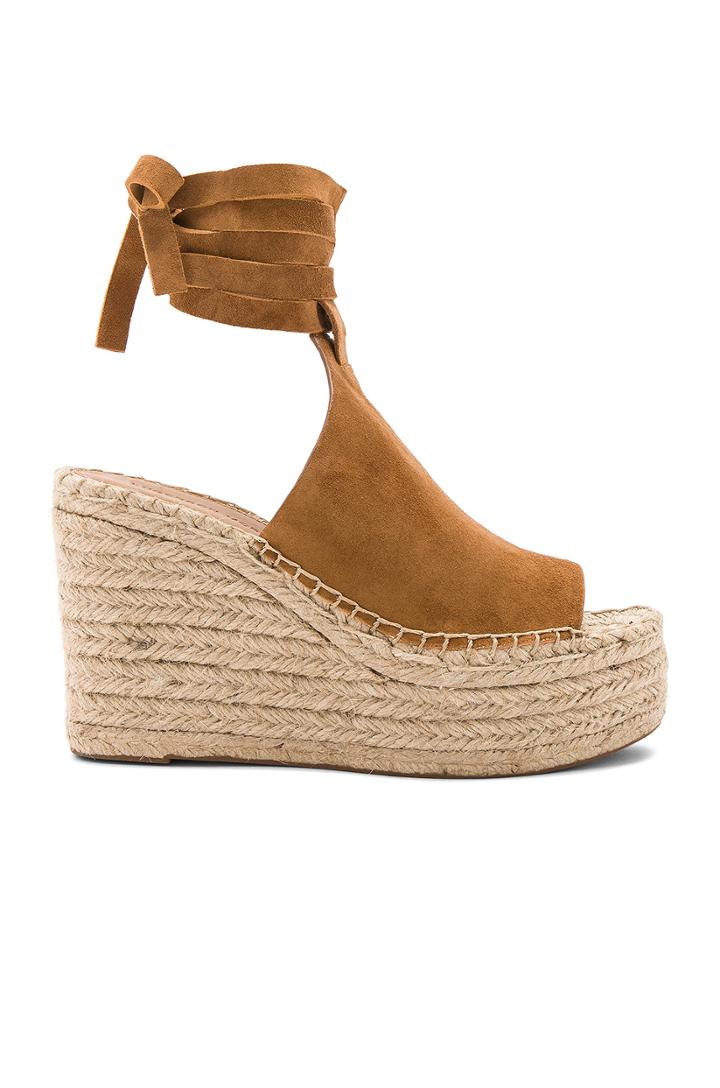 Audora Wedge