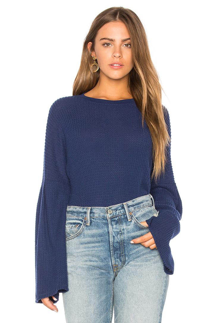 Clara Thermal Top