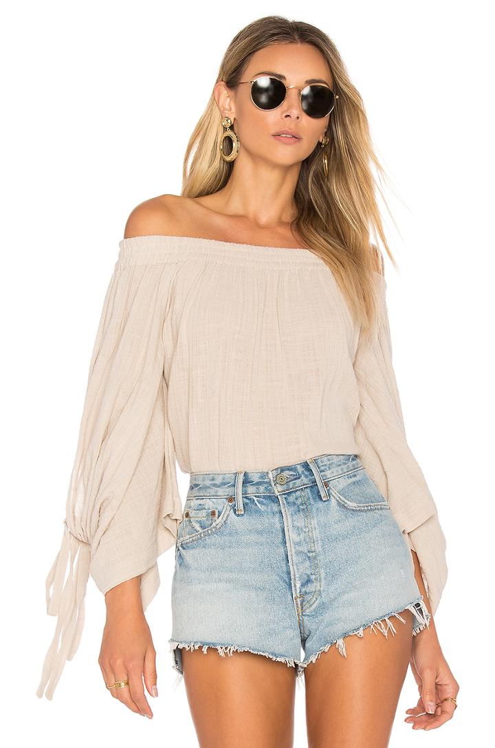 Adeli Top