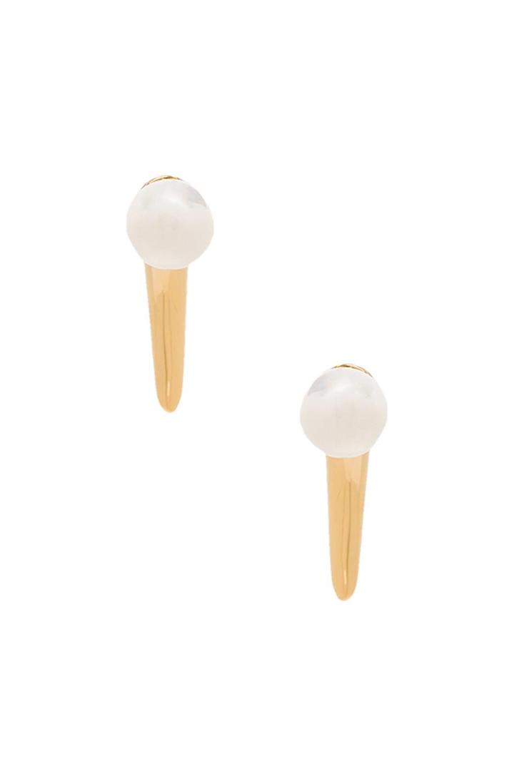 Hooked Pearl Earring