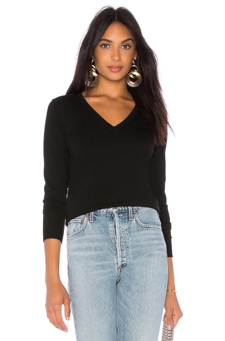 Signature V-neck Pullover