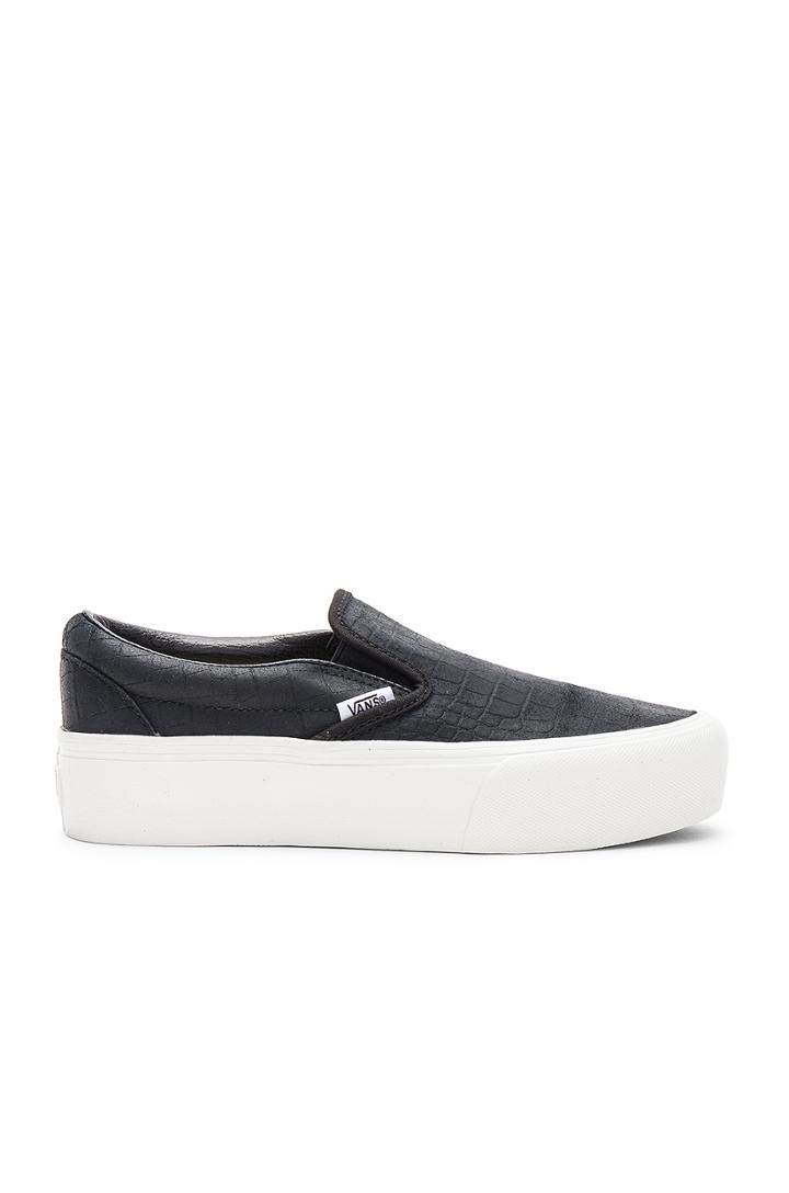 Embossed Classic Slip-on Platform