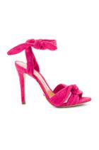 Monia Heel