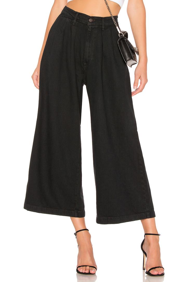 Wide Leg Pleated Jean