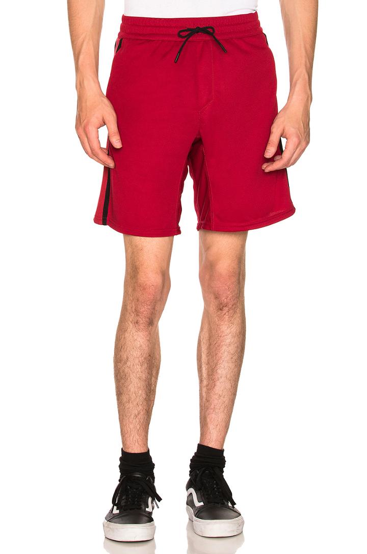 Sideline Short