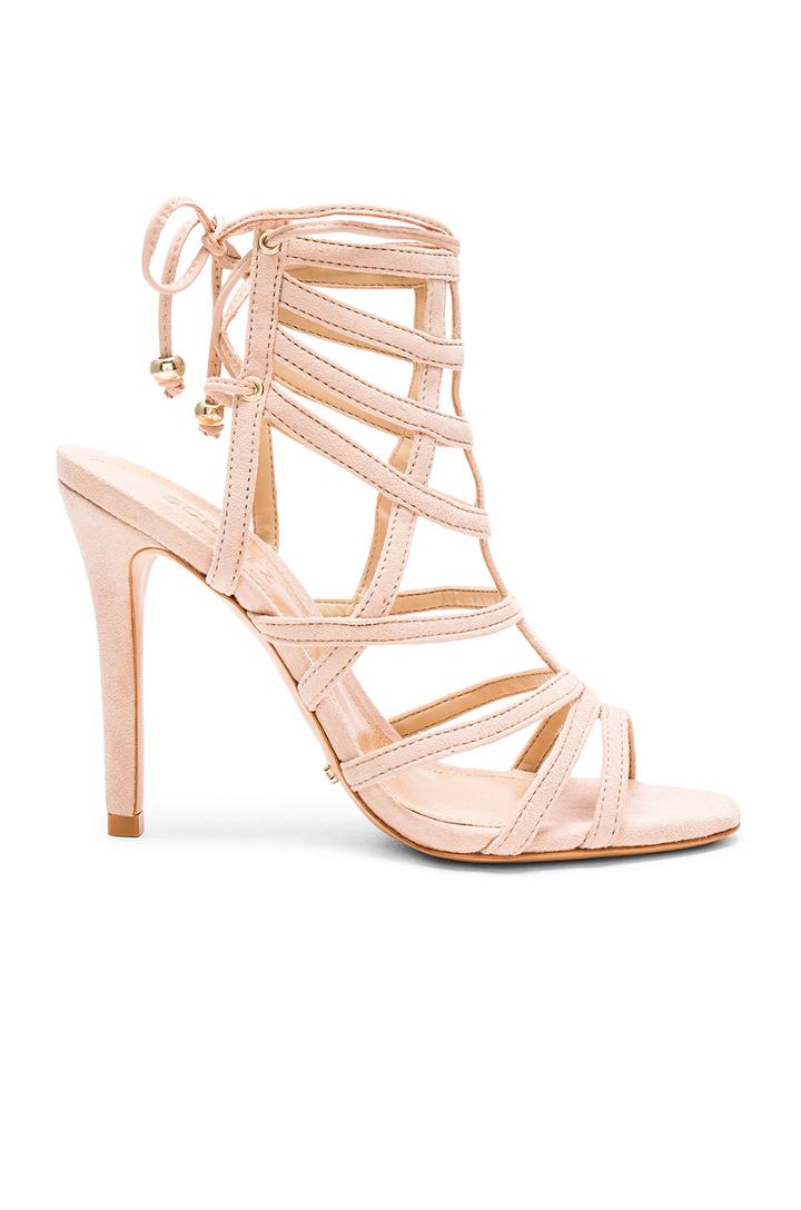 Latonya Heel