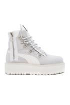Sneaker Boot