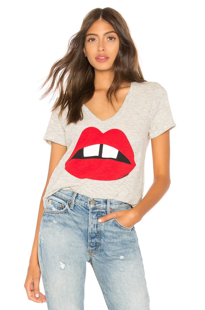 Ariana Tee