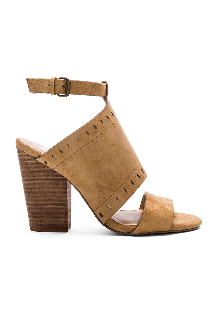 Christie Heel