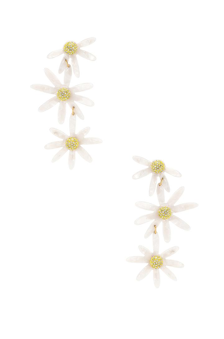 Lucite Daisy Earrings