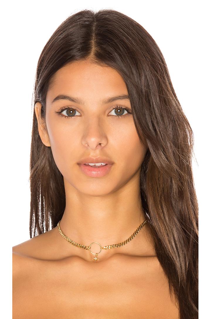 Leona Choker
