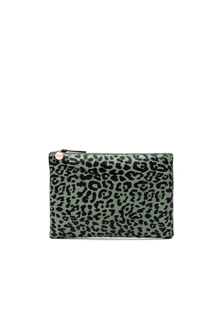 Flat Hair On Clutch