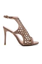 Brenna Heel