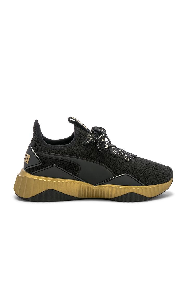 Defy Sparkle Sneaker