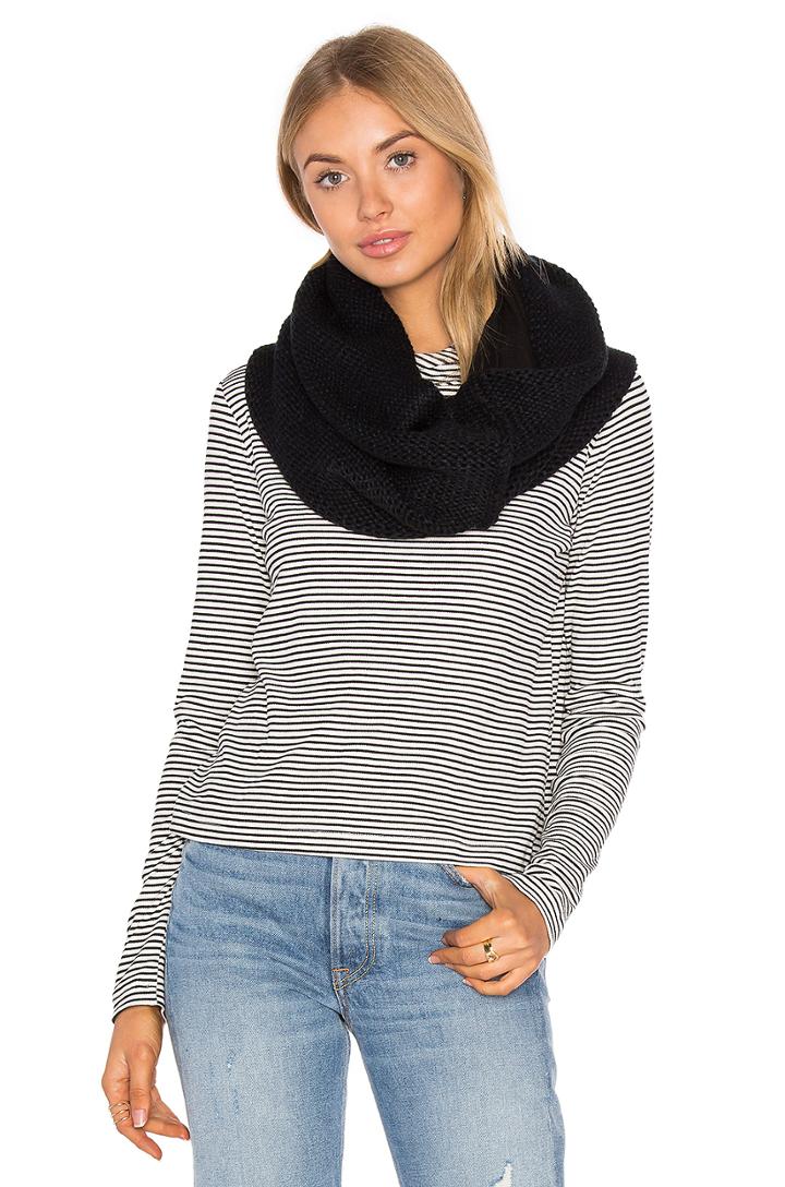 Fleece Lined Chunky Knit Scarf