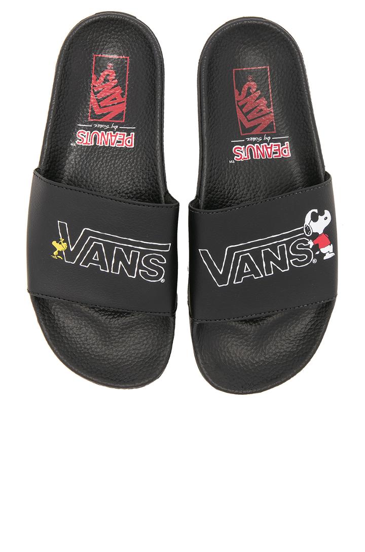 Peanuts Slide On