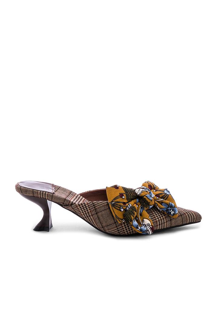 Adorn Mule