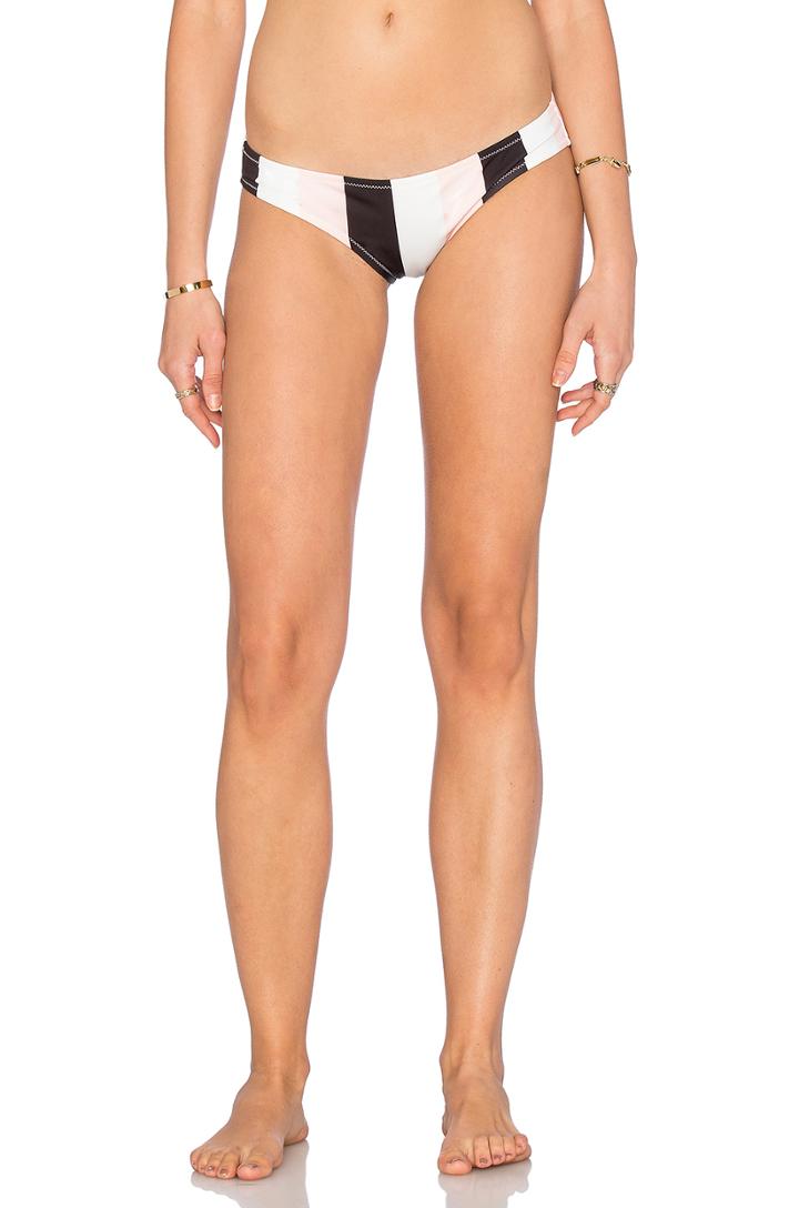 The Elle Bottom