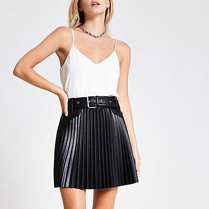River Island Womens Petite Pleated Faux Leather Mini Skirt