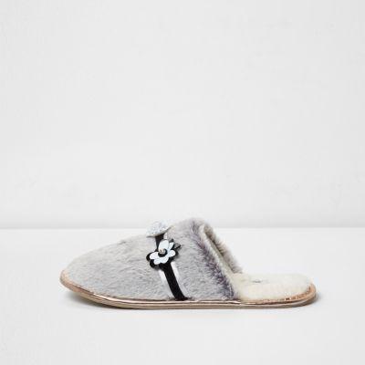 River Island Womens 3d Floral Fluffy Mule Slippers