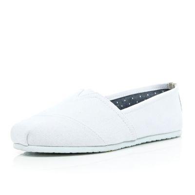 River Island Mens White Canvas Slip On Plimsolls
