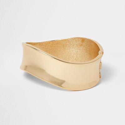 River Island Womens Gold Tone Wavy Cuff Bracelet