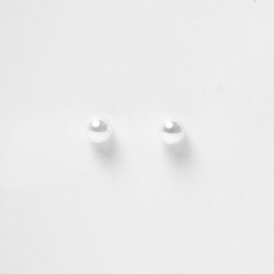 River Island Womens White Medium Pearl Stud Earrings