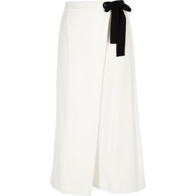 River Island Womens White Eyelet Tie Side Wrap Culottes
