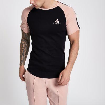 River Island Mens Concept Curve Hem Slim Fit T-shirt