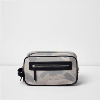 River Island Mens Camo Print Wash Bag
