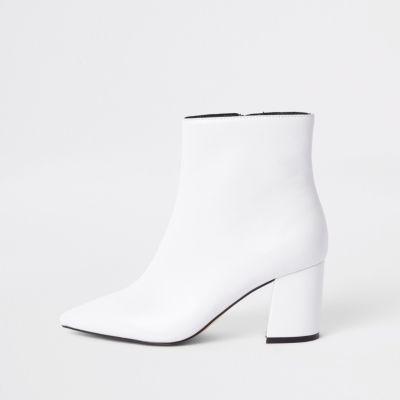 River Island Womens White Pointed Block Heel Boots