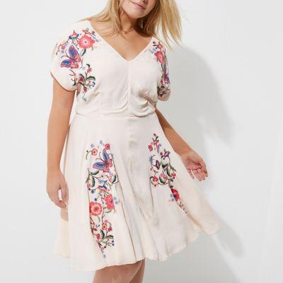 River Island Womens Plus Floral Embroidered Tea Dress
