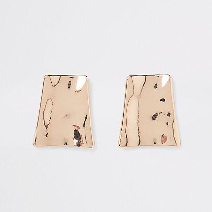 River Island Womens Gold Tone Battered Trapezoid Stud Earrings