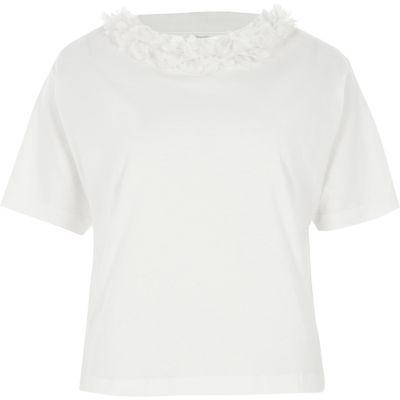River Island Womens White Flower Neck Boxy T-shirt