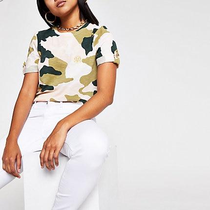 River Island Womens Petite Camo Turn Up Sleeve T-shirt