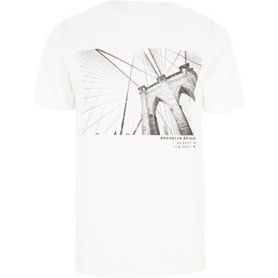 River Island Mens White Brooklyn Bridge Print Slim Fit T-shirt