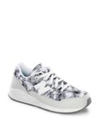 New Balance 530 Printed Sneakers