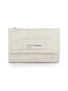 Longchamp Roseau Compact Leather Wallet