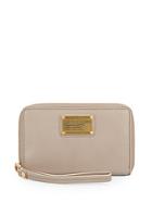 Marc By Marc Jacobs Classic Q Mildred Wallet