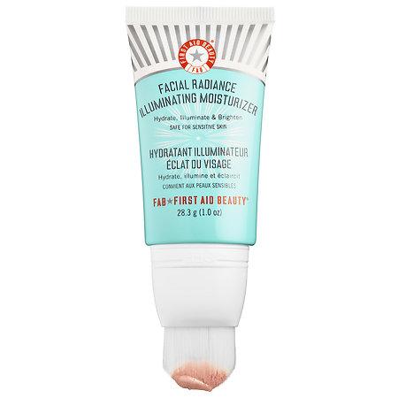 First Aid Beauty Facial Radiance Illuminating Moisturizer 1 Oz