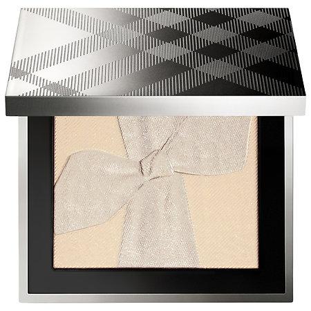 Burberry Festive Silver Shimmer Illuminating Powder Silver Shimmer
